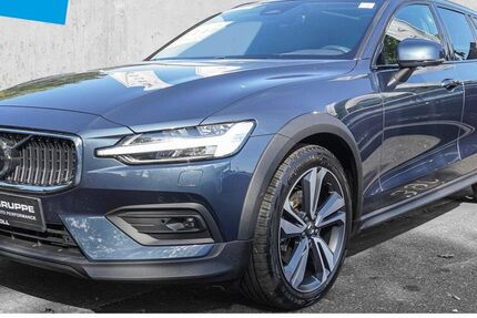 Volvo V60 Cross Country 74.262 km 35.440 &euro; Düsseldorf 40474