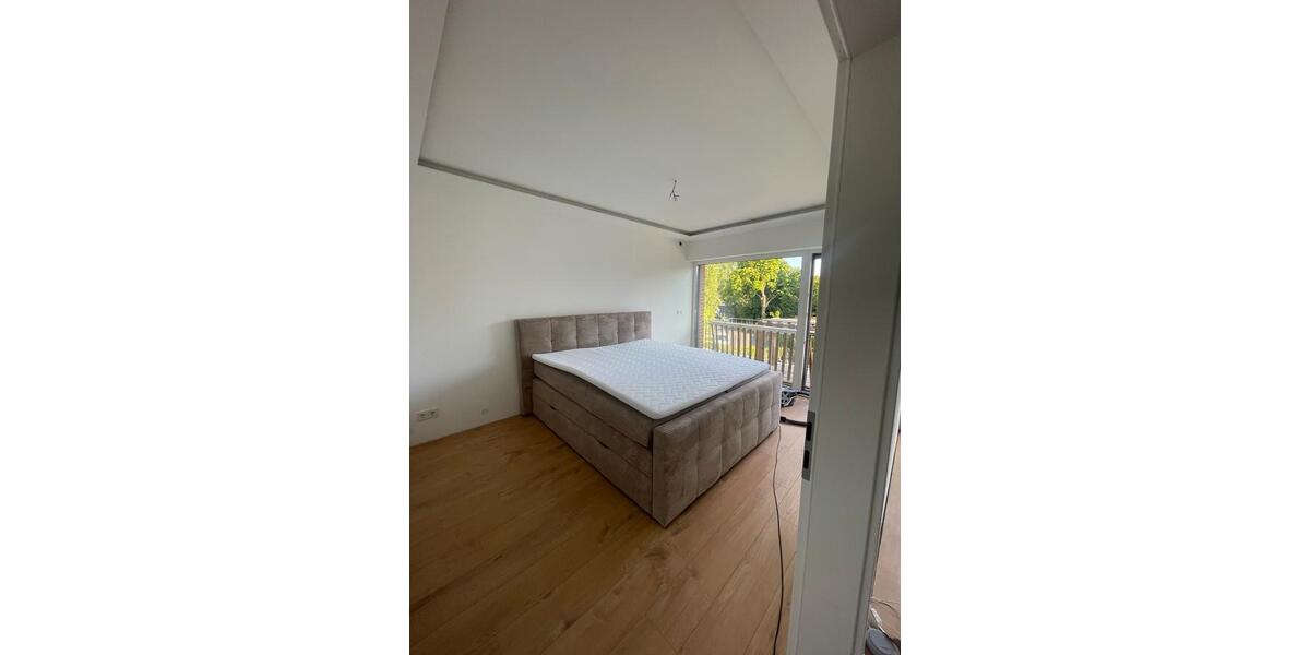 Reihenhaus Erkrath - 10 Zimmer, 192 m&sup2;, 650.000&euro; | Angebot:27426555