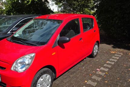 Daihatsu Cuore 125.000 km 2.300 &euro; Düsseldorf 40227