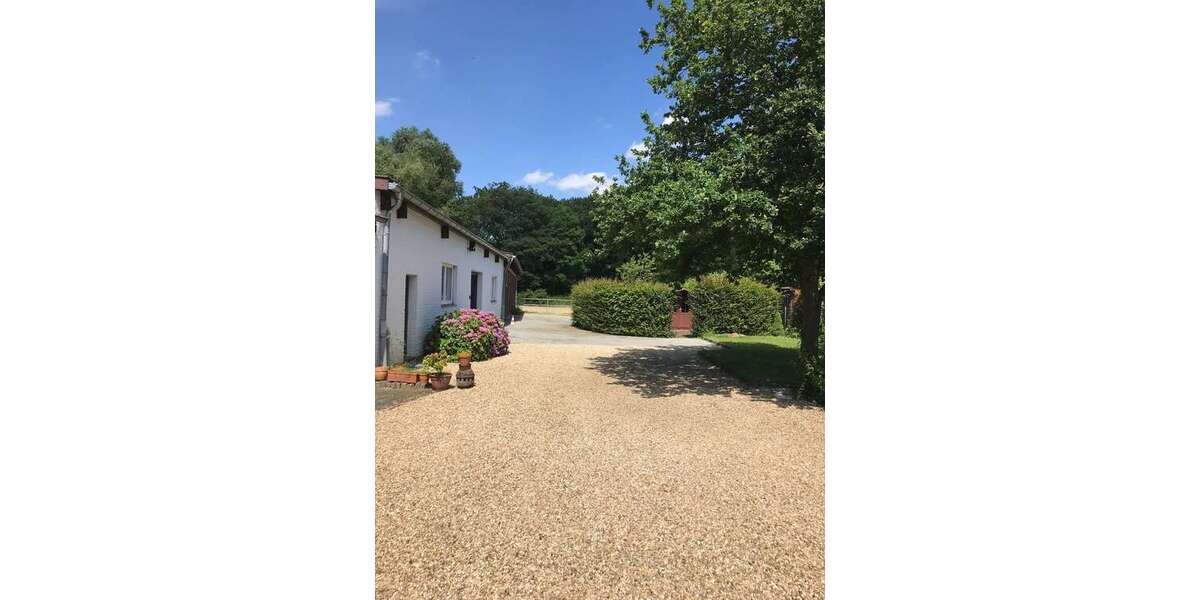 Einfamilienhaus Schwalmtal - 10 Zimmer, 340 m&sup2;, 1.099.000&euro; | Angebot:27187104