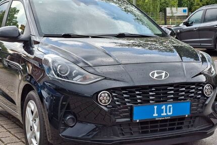 Hyundai i10 41.203 km 11.990 &euro; Duisburg 47269