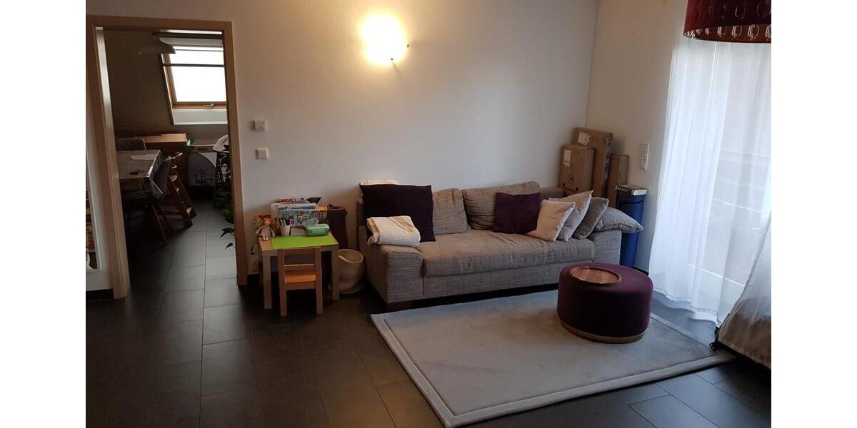 Etagenwohnung Duisburg Hochheide - 3 Zimmer, 83 m&sup2;, 280.000&euro; | Angebot:27298976