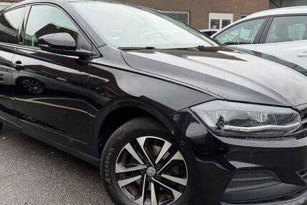VW Polo 179.700 km 11.880 &euro; Düsseldorf 40549