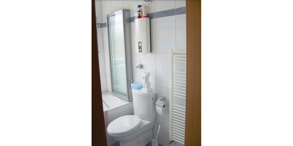 Dachgeschoßwohnung Oberhausen Alstaden - 3.5 Zimmer, 65 m&sup2;, 135.000&euro; | Angebot:27450771
