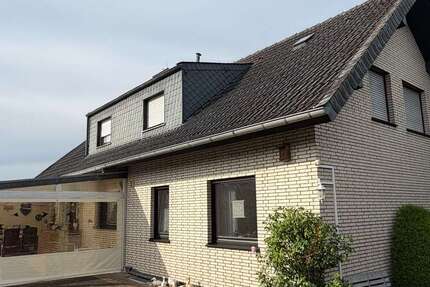 Haus Geldern - 8 Zimmer, 163 m&sup2;, 415.000&euro; | Angebot:27348302