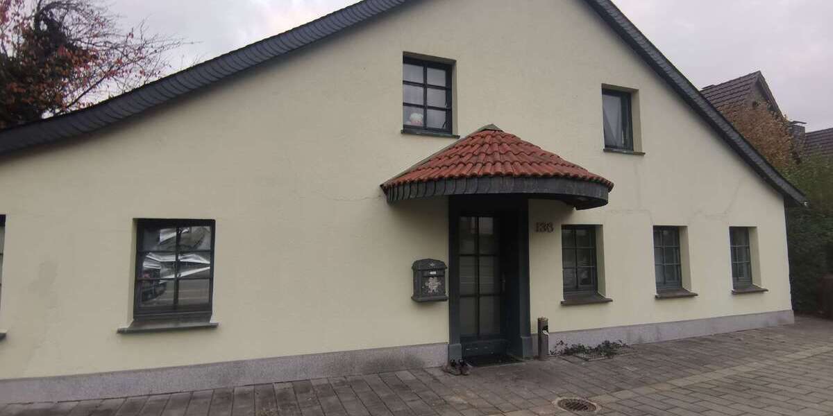 Einfamilienhaus Mönchengladbach Nord - 6 Zimmer, 162 m&sup2;, 250.000&euro; | Angebot:25875768