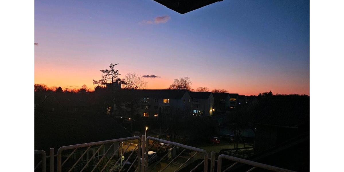 Dachgeschoßwohnung Moers - 3 Zimmer, 61 m&sup2;, 230.000&euro; | Angebot:27462952