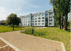 Wohnung Düsseldorf Eller - 3 Zimmer, 69 m&sup2;, 969&euro; | Angebot:27464955