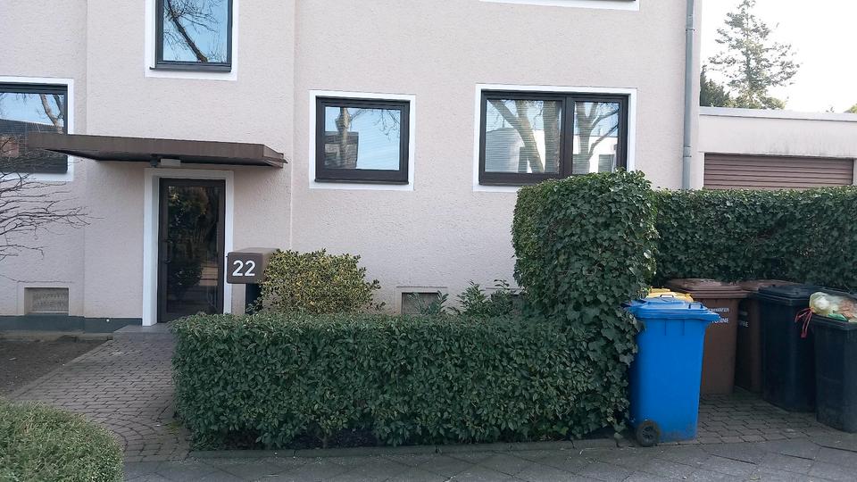 Hochparterre Ratingen Tiefenbroich - 2 Zimmer, 56 m&sup2;, 280.000&euro; | Angebot:24618401