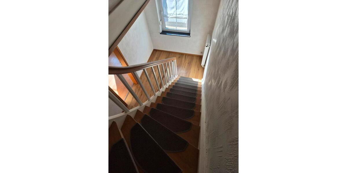 Reihenhaus Mönchengladbach West - 7 Zimmer, 150 m&sup2;, 329.000&euro; | Angebot:27223310