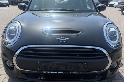 Mini ONE 42.562 km 14.690 &euro; Duisburg 47169