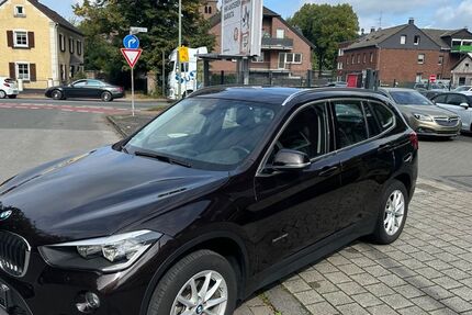 BMW X1 83.000 km 11.880 &euro; Duisburg 47226