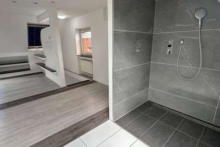 Haus Brüggen - 6 Zimmer, 138 m&sup2;, 295.000&euro; | Angebot:27265989