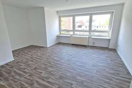 Wohnung Duisburg Neudorf-Süd - 1.5 Zimmer, 34 m&sup2;, 380&euro; | Angebot:27217160