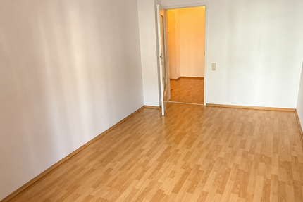 Wohnung Düsseldorf Stadtmitte - 1 Zimmer, 35 m&sup2;, 670&euro; | Angebot:27281090