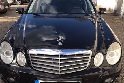 Mercedes-Benz E 200 388.000 km 2.500 &euro; Moers 47441