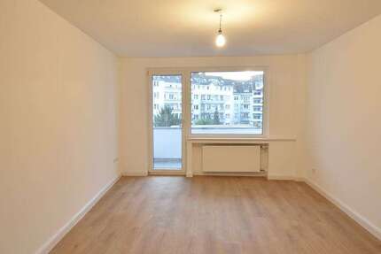 Wohnung Düsseldorf Derendorf - 2 Zimmer, 65 m&sup2;, 1.200&euro; | Angebot:26943147