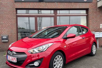 Hyundai i30 96.000 km 6.700 &euro; Willich 47877