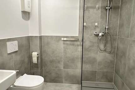 Wohnung Duisburg Duisburg-Mitte - 3.5 Zimmer, 70 m&sup2;, 600&euro; | Angebot:27043281