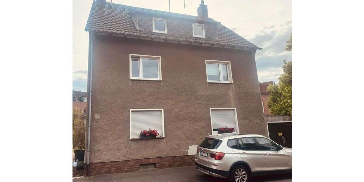 Einfamilienhaus Neuss / Grimlinghausen Grimlinghausen - 12 Zimmer, 270 m&sup2;, 590.000&euro; | Angebot:27016685