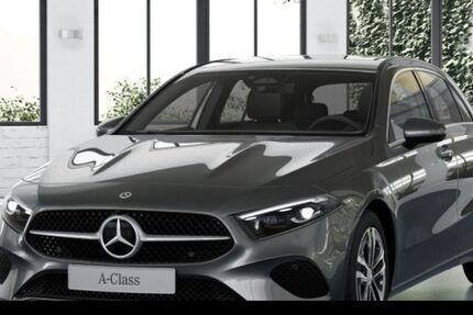 Mercedes-Benz A 200 9.900 km 38.490 &euro; Duisburg 47138