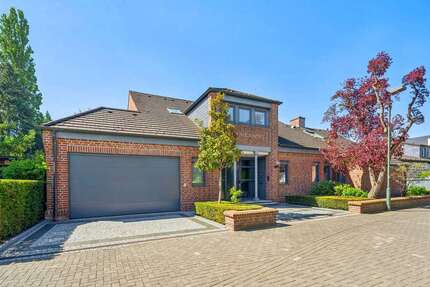 Haus Düsseldorf-Urdenbach Urdenbach - 12 Zimmer, 322 m&sup2;, 2.100.000&euro; | Angebot:26786201