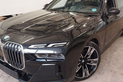 BMW 740 22.721 km 88.890 &euro; Mülheim an der Ruhr 45478