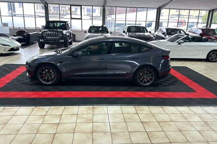 Tesla Model 3 86.000 km 25.900 &euro; Oberhausen 46047