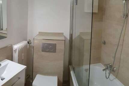 Zimmer Düsseldorf Bilk - 1 Zimmer, 1.350&euro; | Angebot:26531743