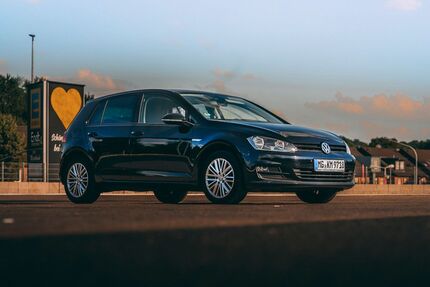 VW Golf 165.000 km 5.990 &euro; Mönchengladbach 41065
