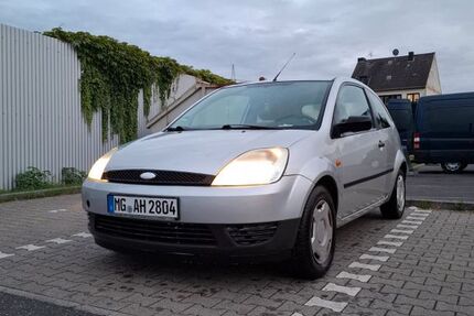 Ford Fiesta 250.808 km 800 &euro; Mönchengladbach 41236