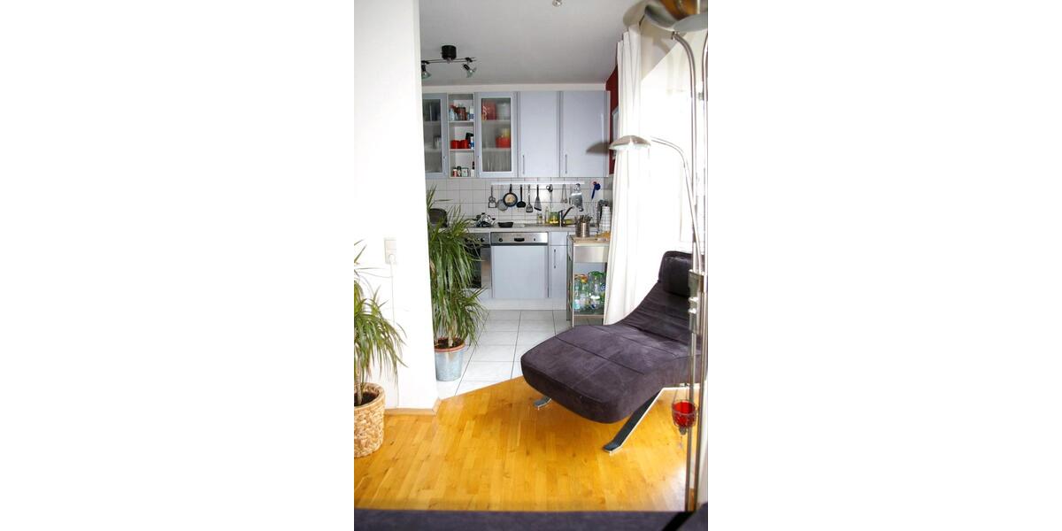 Dachgeschoßwohnung Moers - 3 Zimmer, 61 m&sup2;, 230.000&euro; | Angebot:27462952