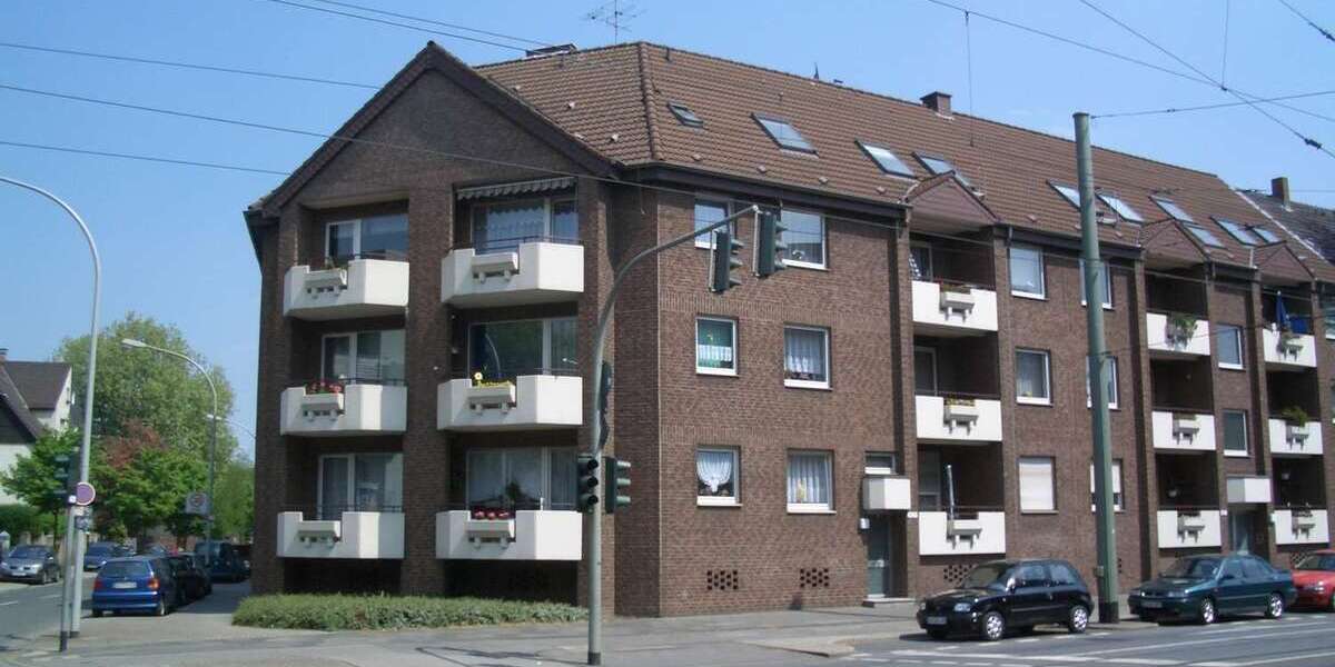 Etagenwohnung Duisburg-Hamborn Hamborn - 3.5 Zimmer, 118 m&sup2;, 950&euro; | Angebot:27352067