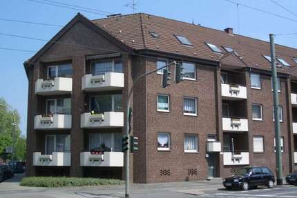 Wohnung Duisburg-Hamborn Hamborn - 3.5 Zimmer, 118 m&sup2;, 950&euro; | Angebot:27352067