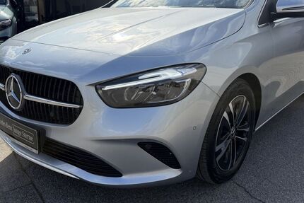 Mercedes-Benz B 180 4.063 km 29.750 &euro; Oberhausen 46149