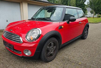Mini ONE 133.800 km 3.950 &euro; Oberhausen 46119