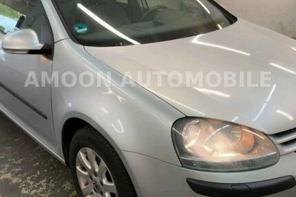 VW Golf 93.617 km 5.999 &euro; Mönchengladbach 41066