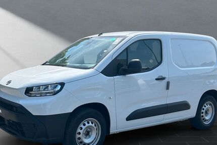 Toyota Proace (Verso) 1.100 km 25.999 &euro; Ratingen 40882