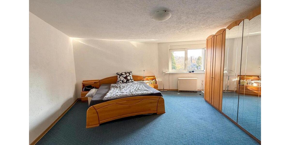Reihenhaus Duisburg Hamborn - 5 Zimmer, 184 m&sup2;, 325.000&euro; | Angebot:27457386