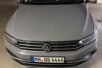 VW Passat Variant 113.000 km 26.500 &euro; Mülheim an der Ruhr 45468
