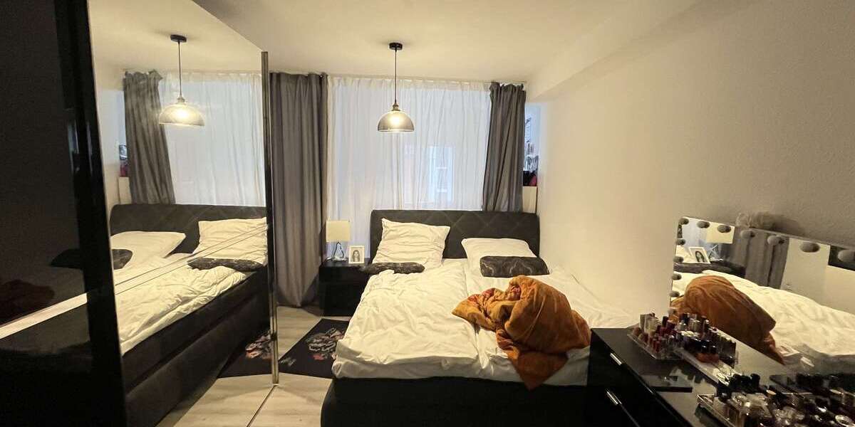 Etagenwohnung Düsseldorf Friedrichstadt - 3 Zimmer, 81 m&sup2;, 269.000&euro; | Angebot:27323486
