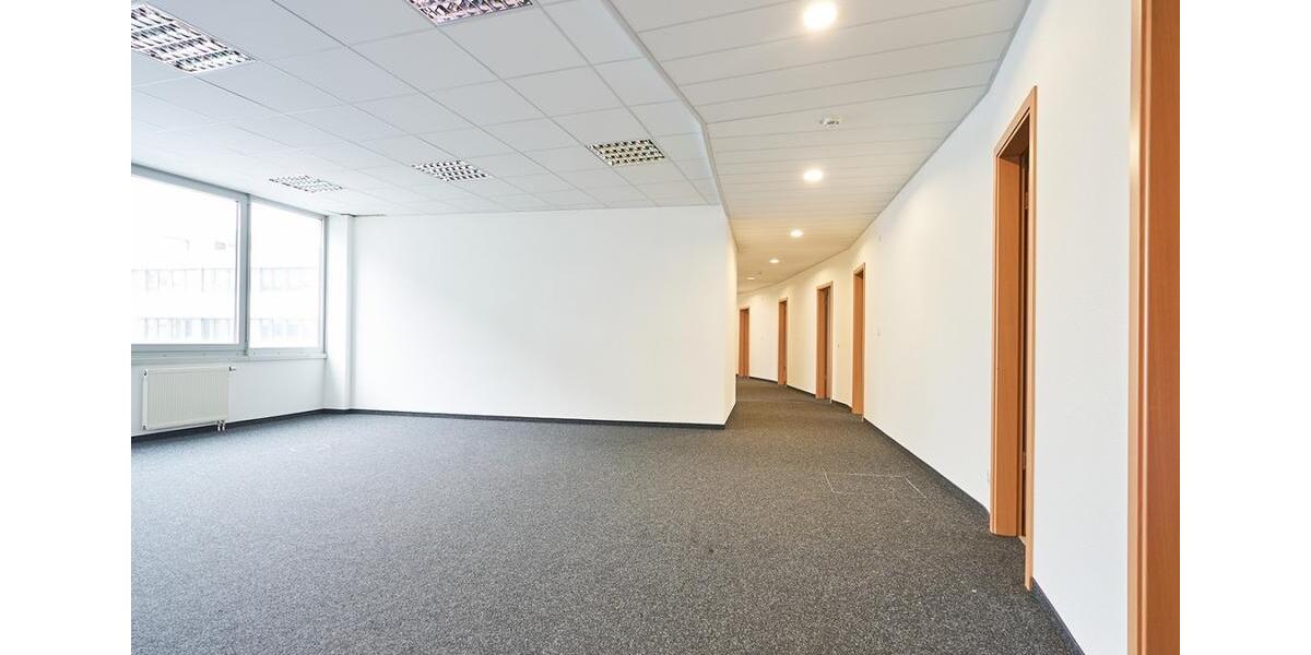 Gewerbeobjekt Neuss - 12&euro; | Angebot:23805317