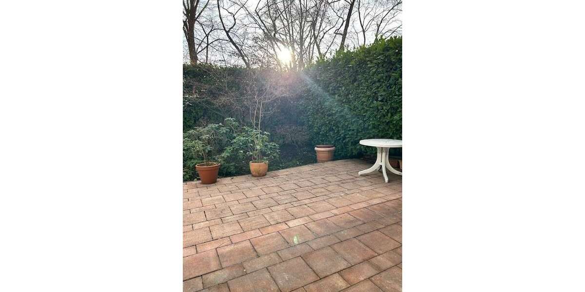 Etagenwohnung Duisburg Duisburg-Mitte - 3 Zimmer, 118 m&sup2;, 1.450&euro; | Angebot:23881412