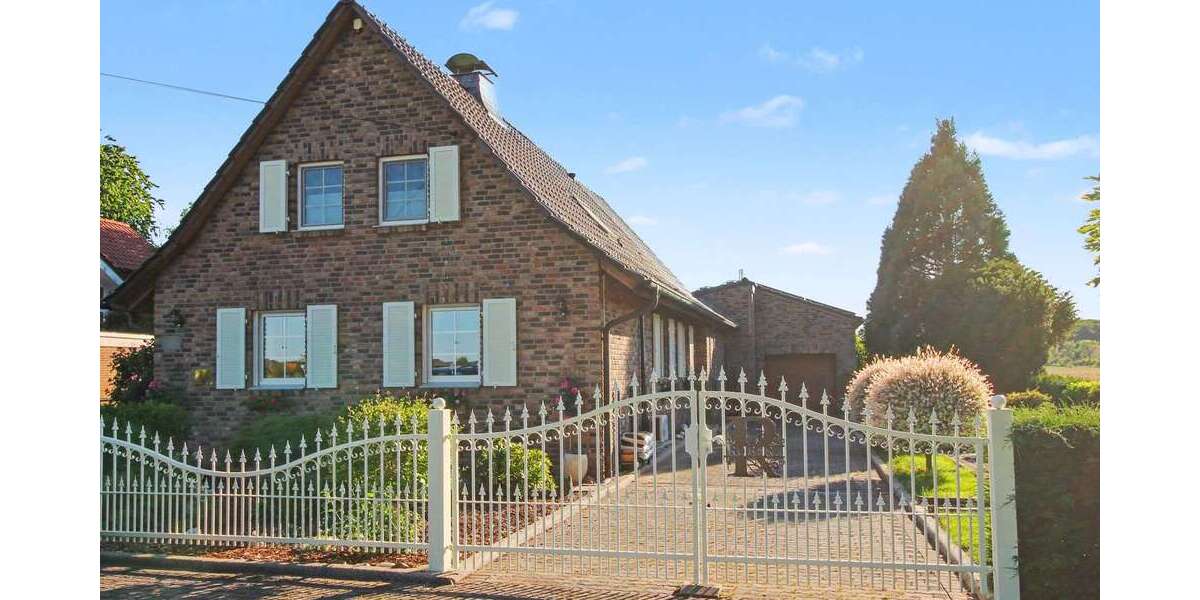 Einfamilienhaus Neukirchen-Vluyn Vluyn - 6 Zimmer, 271 m&sup2;, 1.175.000&euro; | Angebot:27308973