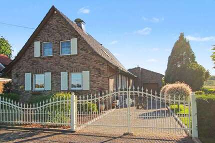 Haus Neukirchen-Vluyn Vluyn - 6 Zimmer, 271 m&sup2;, 1.175.000&euro; | Angebot:27308973