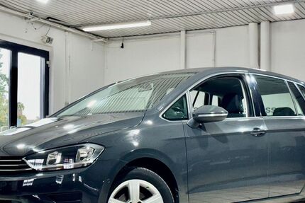 VW Golf Sportsvan 75.678 km 14.300 &euro; Mönchengladbach 41061