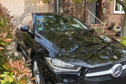 Mercedes-Benz CLA 180 64.000 km 22.300 &euro; Düsseldorf 40474
