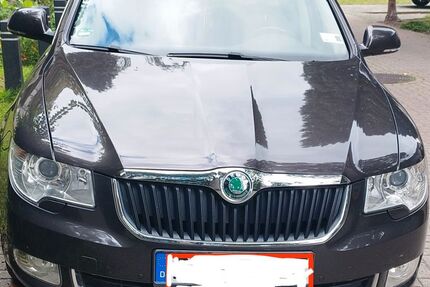 Skoda Superb 230.000 km 5.200 &euro; Dinslaken 46537