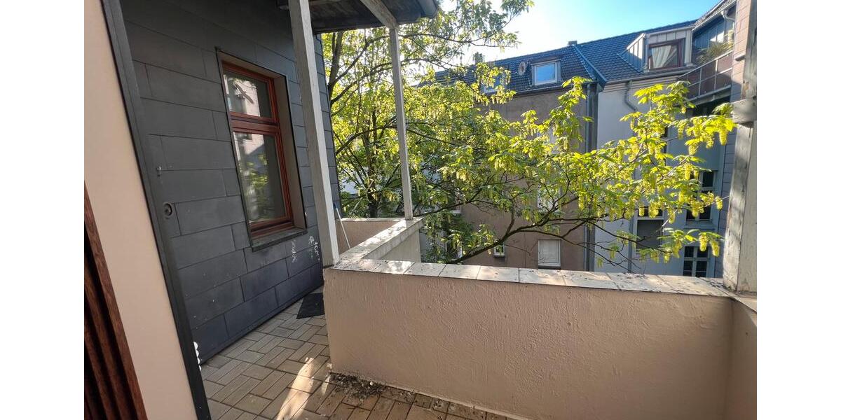 Etagenwohnung Duisburg - 3.5 Zimmer, 110 m&sup2;, 990&euro; | Angebot:26365978
