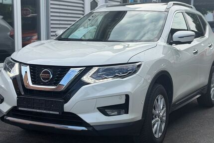 Nissan X-Trail 145.800 km 17.390 &euro; Krefeld 47809